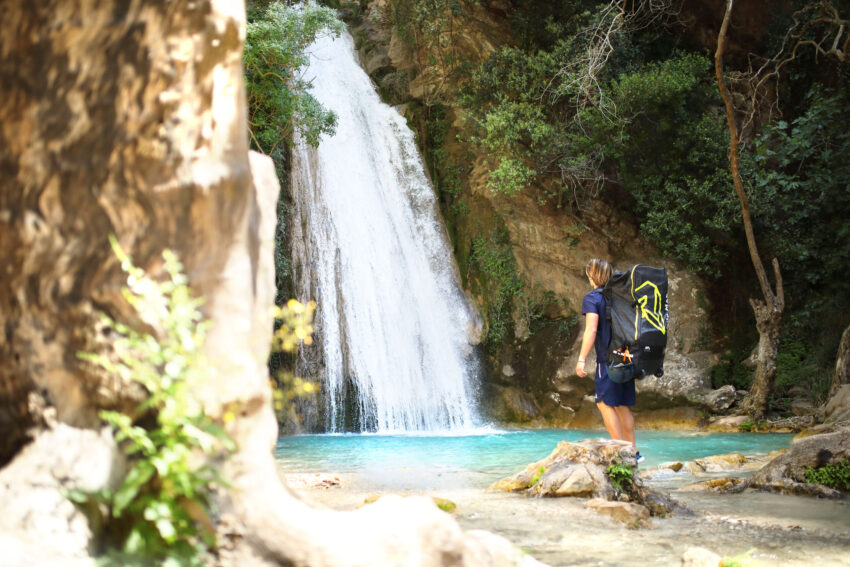 Bolsa de transporte con ruedas 90L para iSUP - WHEELBAG90 - Imagen 10
